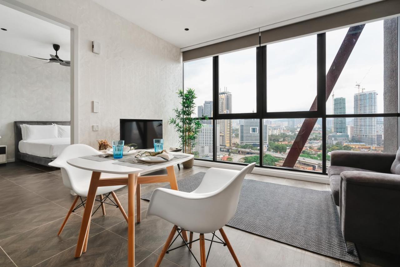 Scarletz Klcc Apartments By Soulasia Kuala Lumpur Exteriér fotografie