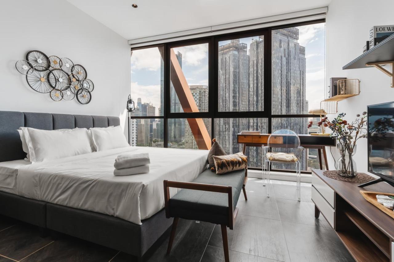 Scarletz Klcc Apartments By Soulasia Kuala Lumpur Exteriér fotografie
